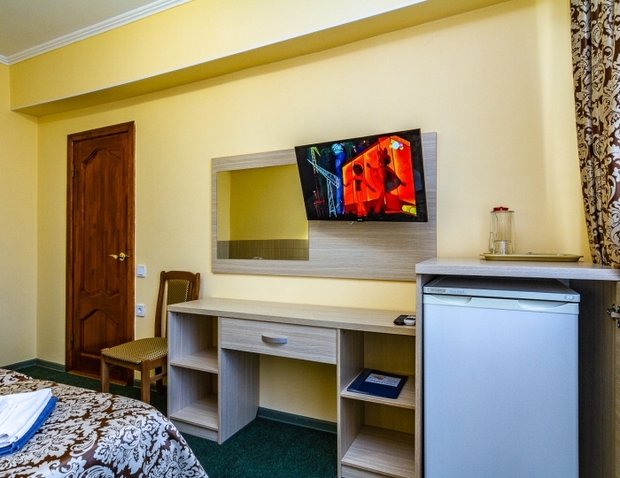 Семейный 4-местный 2-комнатный 2+2 в корпусе - Санаторий «Рябинушка» Анапа